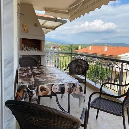 Kosmi House Orfánion