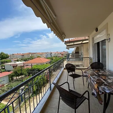 Kosmi House Apartment